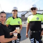 İskele Belediyesi okullarda görev yapan polislere kahve ikramı başlattı