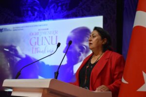 GAÜ’DE “ÖĞRETMENLER GÜNÜ” ETKİNLİĞİ GERÇEKLEŞTİ