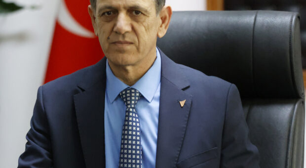 Kamu Hizmeti Komisyonu Başkanı Köseoğlu, “Yeterlik Sınavları” ile ilgili basın açıklaması yaptı