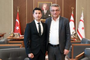 Cumhurbaşkanı Erhürman, sporcu Hakan Tazegül’ü kabul etti