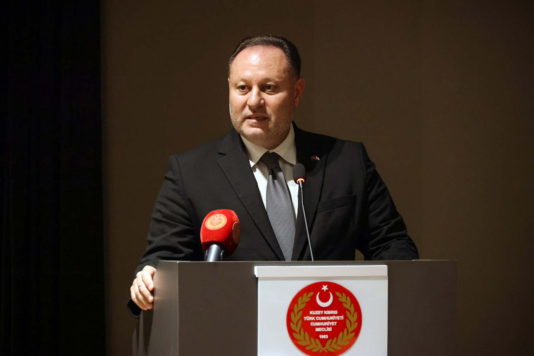 Öztürkler: “Fikirlerinizi özgürce dile getirin”