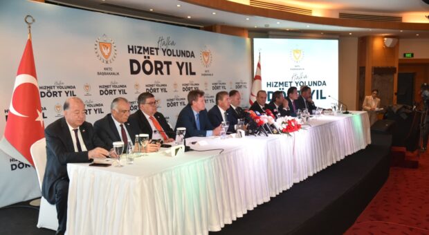 “Halka Hizmet Yolunda Dört Yıl” basın toplantısı yapılıyor