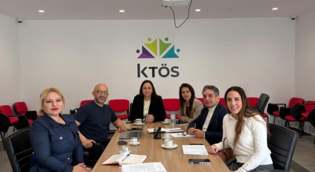 CTP Eğitim Komitesi KTÖS’ü ziyaret etti