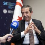 Tahsin Ertuğruloğlu, GKRY’nin NATO üyeliği girişimlerini “rüya” olarak nitelendirdi