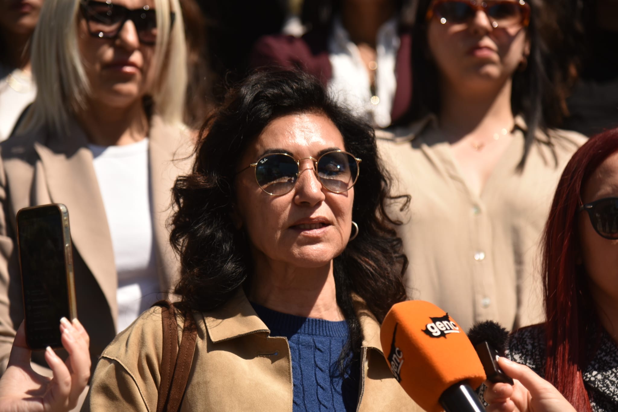 KTOEÖS Lefkoşa Polis Müdürlüğü önünde basın açıklaması yaptı