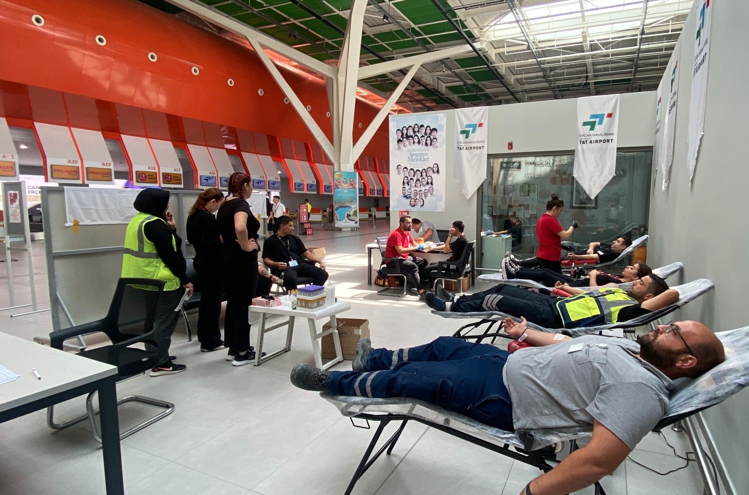 Ercan Havalimanı’nda kan bağış kampanyası düzenlendi