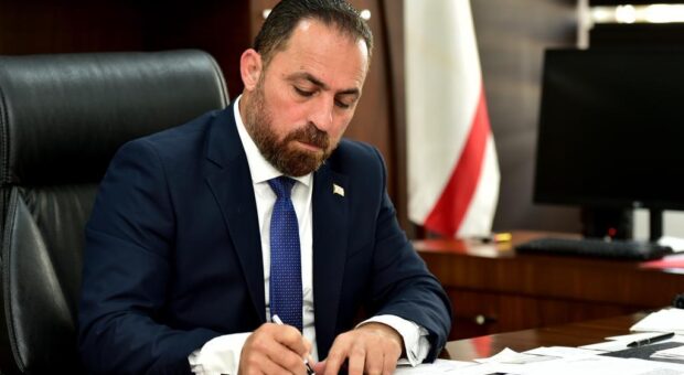 Çavuş, Şanlıurfa ve Kahramanmaraş’taki silahlı saldırılardan duyduğu üzüntüyü dile getirdi