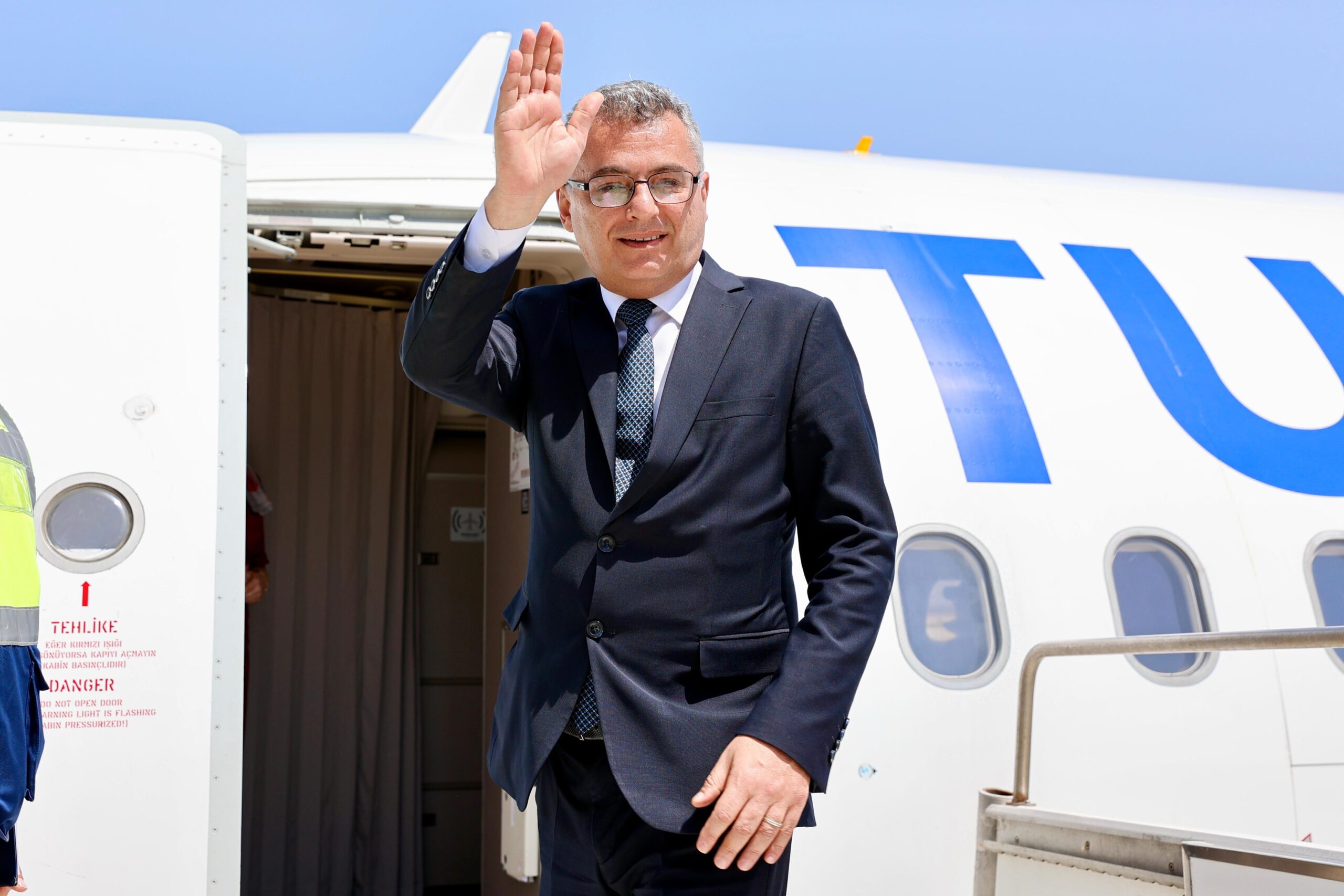 Erhürman Antalya Diplomasi Forumu’na katılmak üzere Türkiye’ye gitti