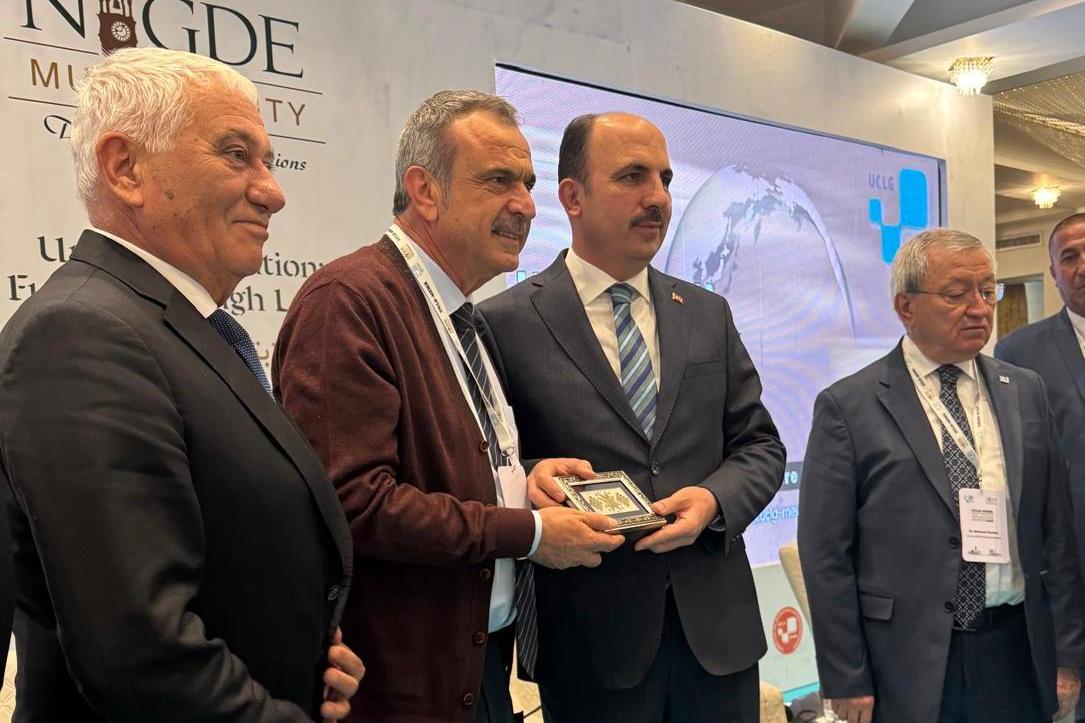 Gazimağusa Belediyesi Dünya Belediyeler Birliği’ne üye oldu