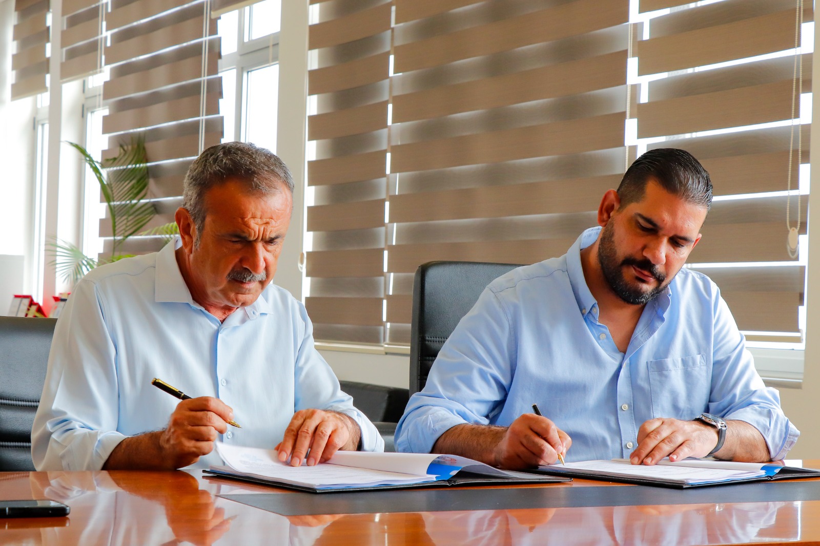 Gazimağusa’da kanalizasyon hatları yapım işleri ihalesinde imzalar atıldı