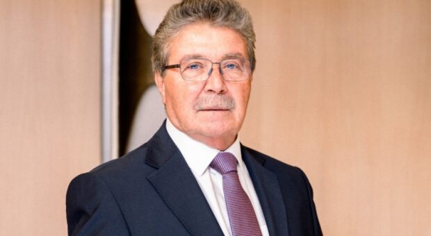  “Askeri anlaşmalarla adayı tehlikeye atmaktan vazgeçin”