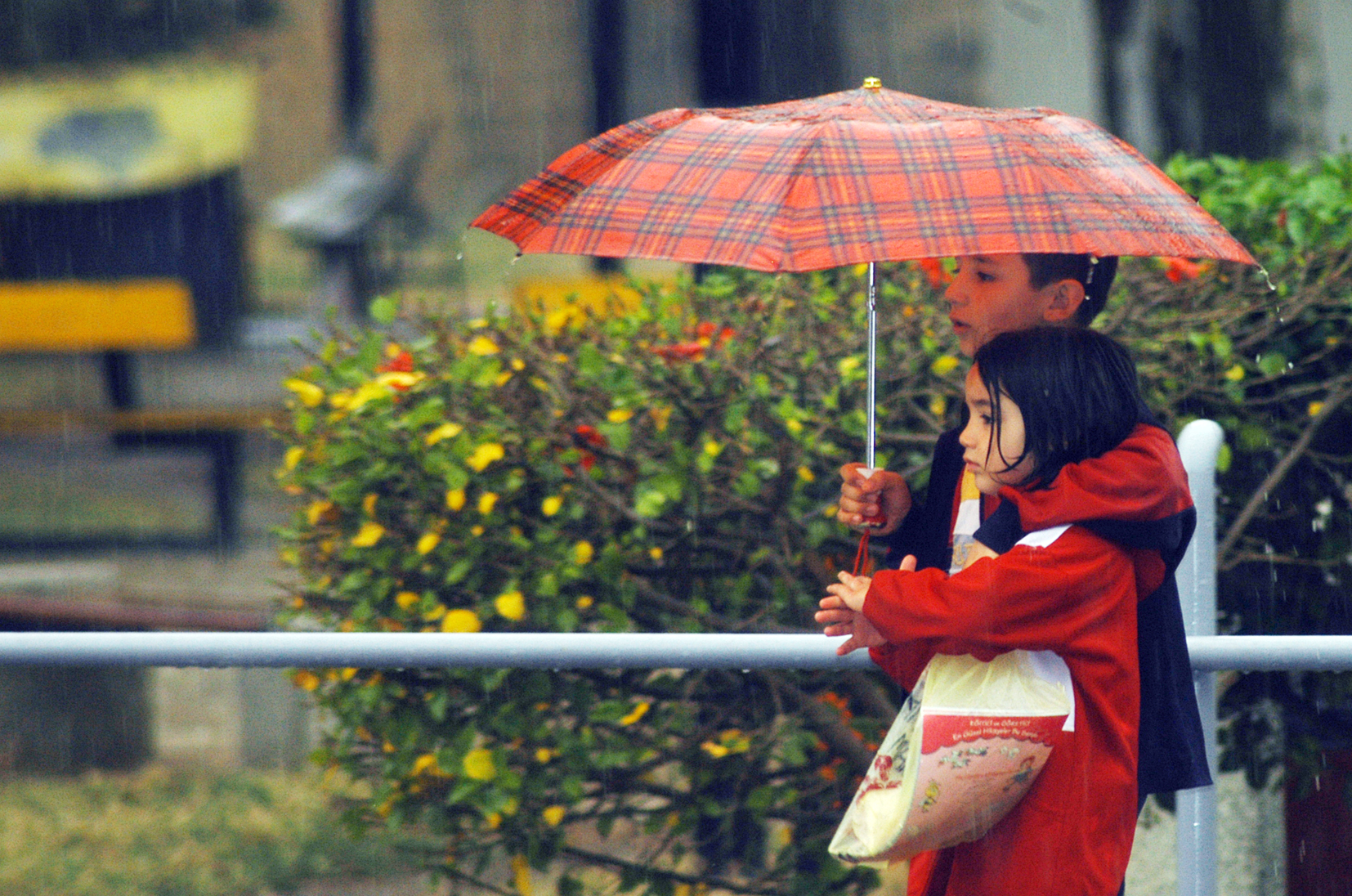 Hafta sonu ve pazartesi yağmur bekleniyor