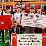 Kırklarelili Öğrenciler Adeta Tarih Yazdı