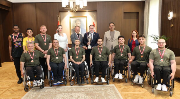 “Tekerlekli sandalyeli sporcuların başarısı gurur kaynağımız”