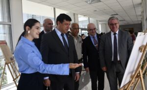 DAÜ’de Atatürk’ü Anma Gençlik ve Spor Bayramı vesilesiyle müzik dinletisi ve sergi düzenlendi