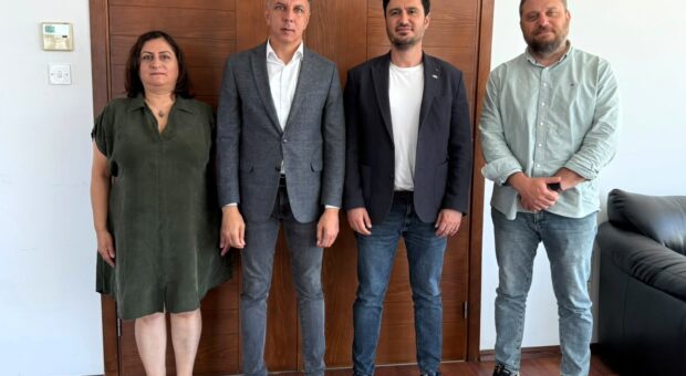 Çelik, Amcaoğlu’nu ziyaret etti