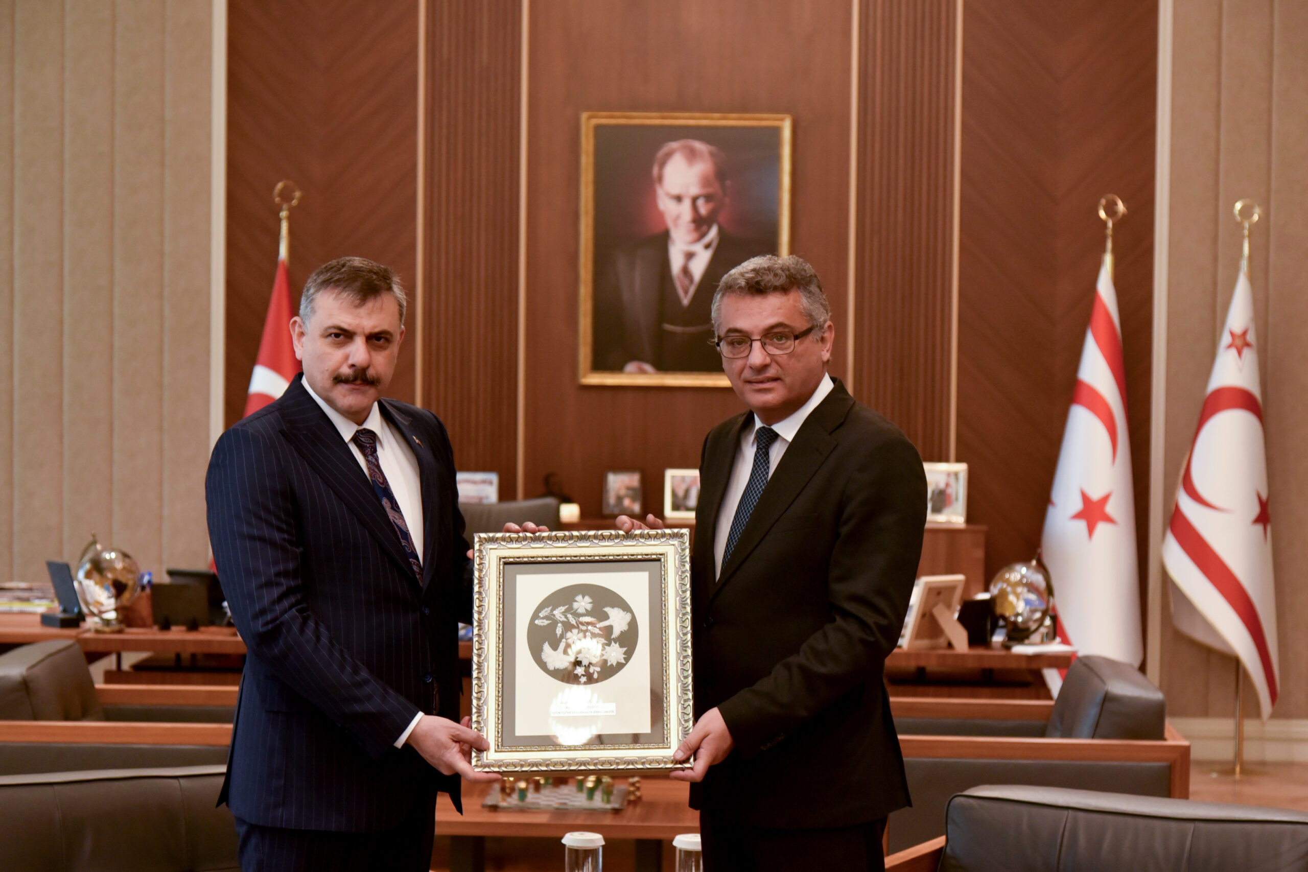 Erhürman, Türkiye İçişleri Bakanı Çiftçi’yi kabul etti
