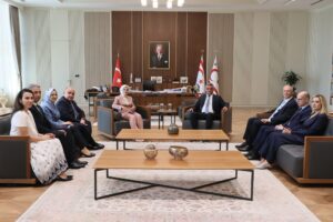 Cumhurbaşkanı Erhürman Türkiye Aile ve Sosyal Hizmetler Bakanı Göktaş’ı kabul etti