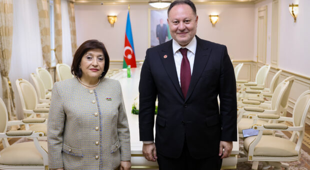 Öztürkler, Azerbaycan Milli Meclisi Başkanı Gafarova ile görüştü