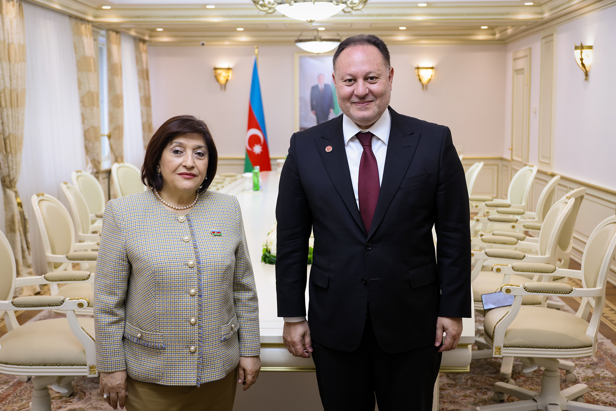 Öztürkler, Azerbaycan Milli Meclisi Başkanı Gafarova ile görüştü