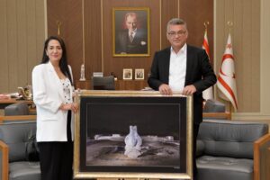 Erhürman, Eski Eserler ve Müzeler Dairesi Müdürü Emine Hilkat’ı kabul etti