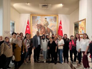 Tatlısu Belediyesi kadınlar için kültür gezisi düzenledi
