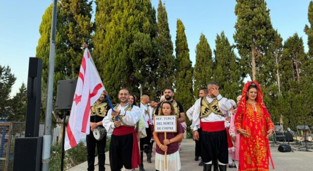 Akademi Sanat Derneği Halk Dansları Topluluğu, İbiza’da festivale katıldı