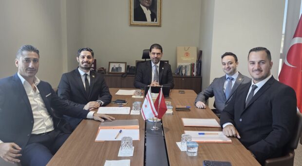 Savaşan, GİAD heyetiyle görüştü