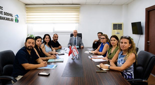 Hasipoğlu: “Eczacı yanında çalışanlara prim desteği sağlanacak”