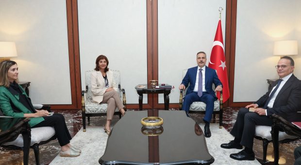 Bakan Fidan, BM Genel Sekreteri’nin Kıbrıs Şahsi Temsilcisi Cuellar ile Ankara’da görüştü