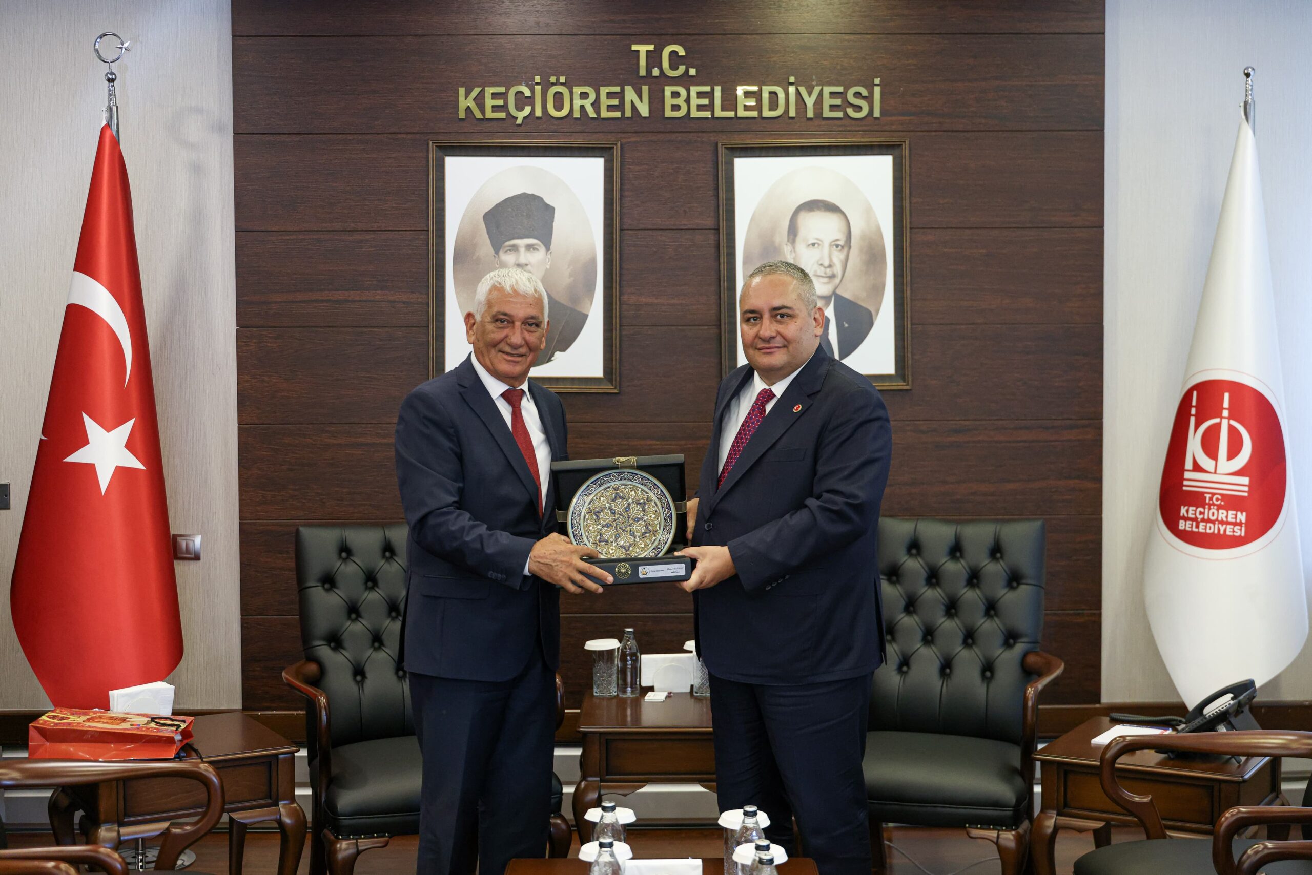 Güzelyurt Belediye Başkanı Özçınar, Keçiören’deki Türk Dünyası Şöleni’ne katıldı