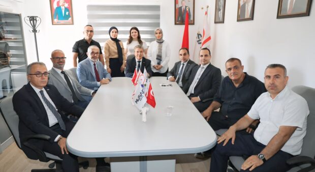 Başbakan Üstel, MÜSİAD’ı ziyaret etti