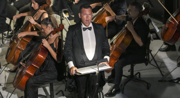 Töre Uluslararası Aspendos Opera ve Bale Festivali’nde sahne aldı