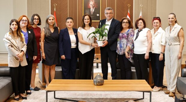 CTP Kadın Örgütü, Erhürman’ı ziyaret etti