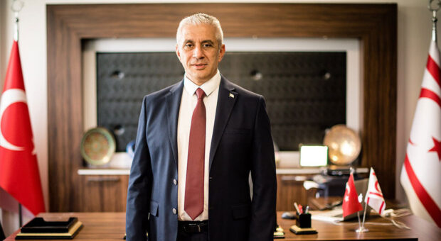 Taçoy: “Sicili tartışmalı bir araştırma şirketinin yaptığı anket manipülatif bir yapının eseri”