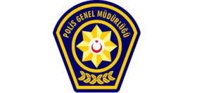 Girne’de tartıştığı kadının saçını makasla kesti